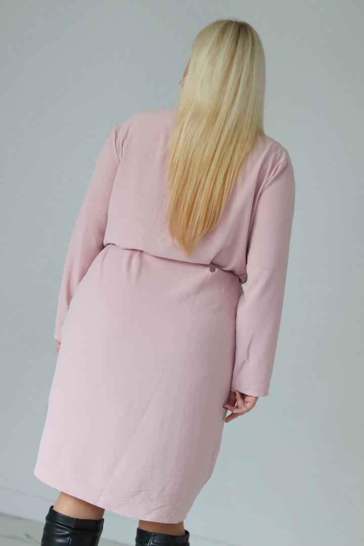 Sukienka Ortena szmizjerka klsyczna ołówkowa wiskoza pudrowy róż - obrazek 5