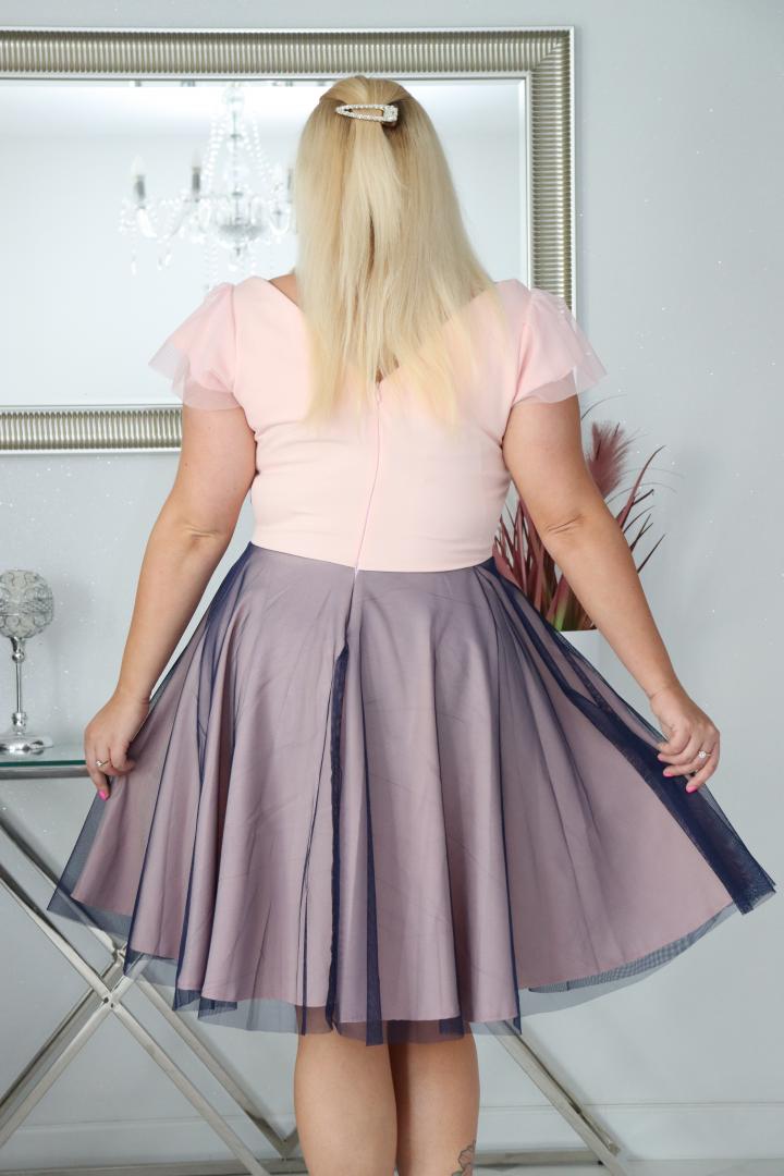 Sukienka Beti rozkloszowana z tiulowym dołem pudrowy róż z granatowym tiulem - obrazek 5