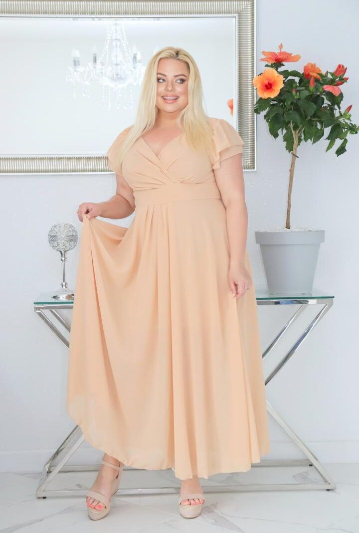 Sukienka Milos pięknie modelująca sylwetkę! Kopertowy dekolt wysmukla dekolt i szyję. Nude.