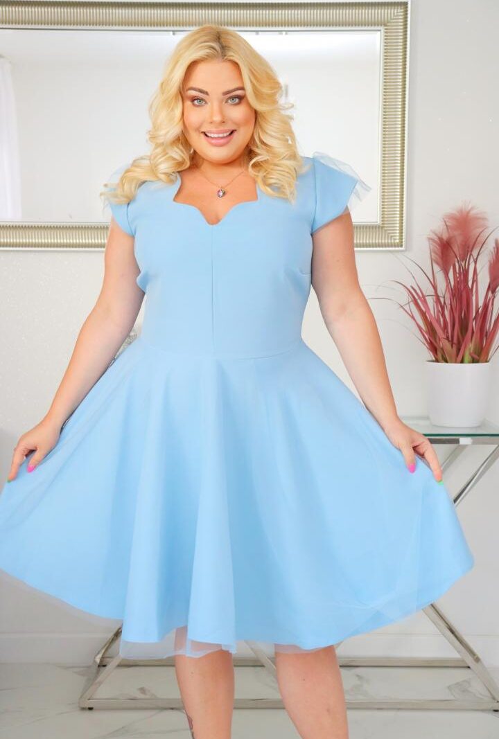 Sukienka Beti rozkloszowana z tiulowym dołem błękitna