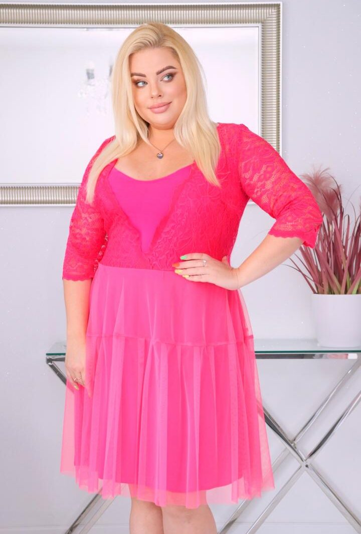 Sukienka Adriana rozkloszowana z tiulu z kopertowym dekoltem i koronkową górą amarantowa PROMOCJA