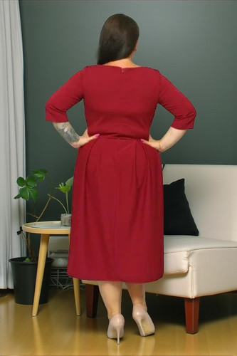 Sukienka Fernanda rozkloszowana z kontrafałdami i kopertowym dekoltem bordo gładka - obrazek 5