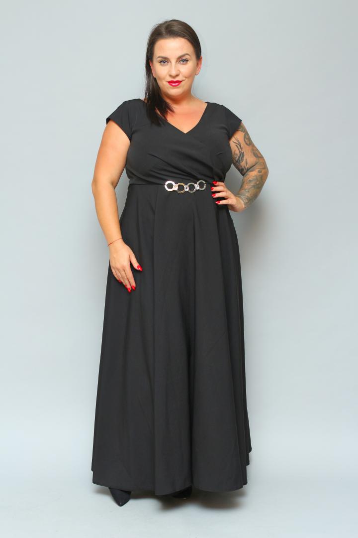 Sukienka wieczorowa Camilia – rozkloszowany krój, kopertowy dekolt, szykowna klamra. Zobacz film, który pokazuje, jak pięknie się układa! CZARNA - obrazek 4