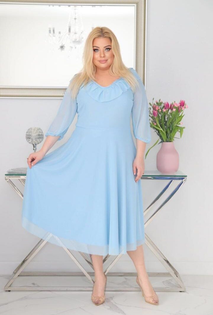 Sukienka Fabiola lekka zwiewna rozkloszowana tiulowa w groszki błękitna