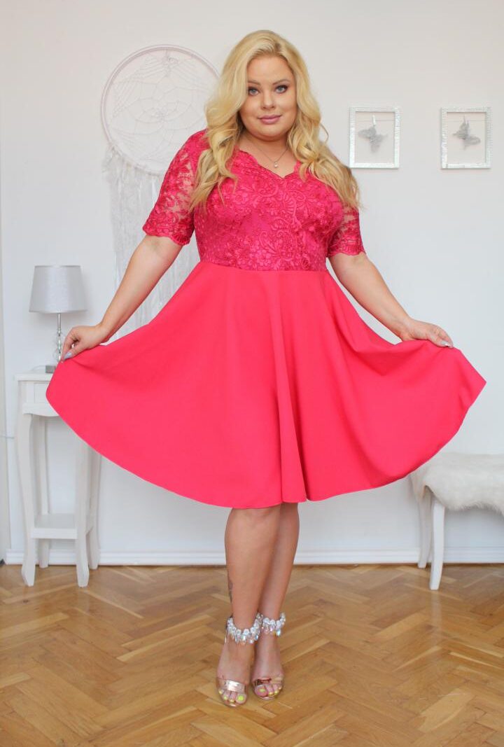 Sukienka Felicia rozkloszowana ekskluzywna koronka amarant