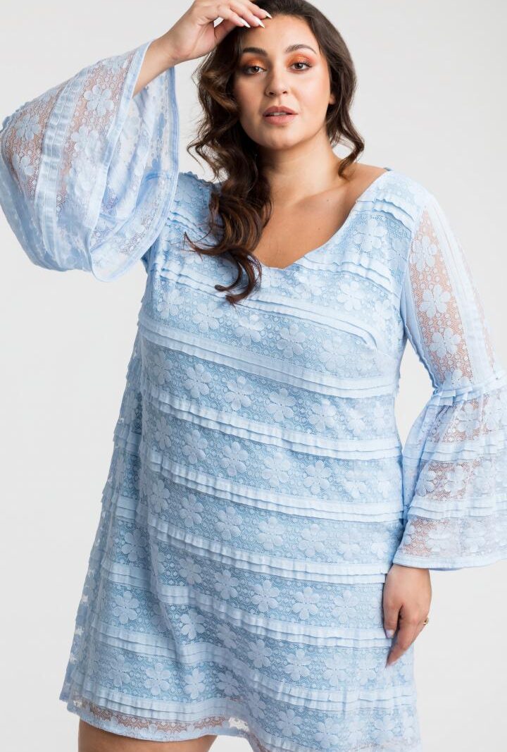 Sukienka Lily bawełniana koronka miękka miła w dotyku błękitna WYPRZEDAŻ