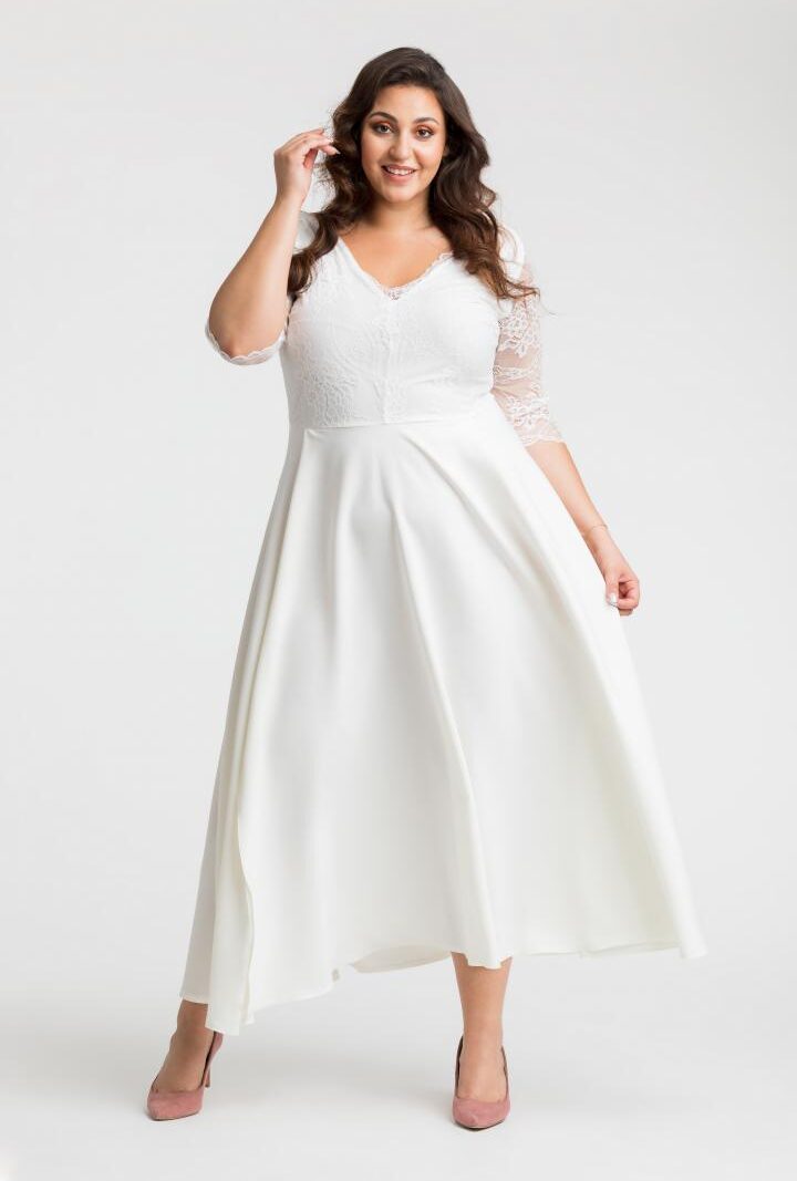 Sukienka Scarlett koktajlowa rozkloszowana ekskluzywna kopertowy dekolt koronka ecru WYPRZEDAŻ ostatni rozmiar 40