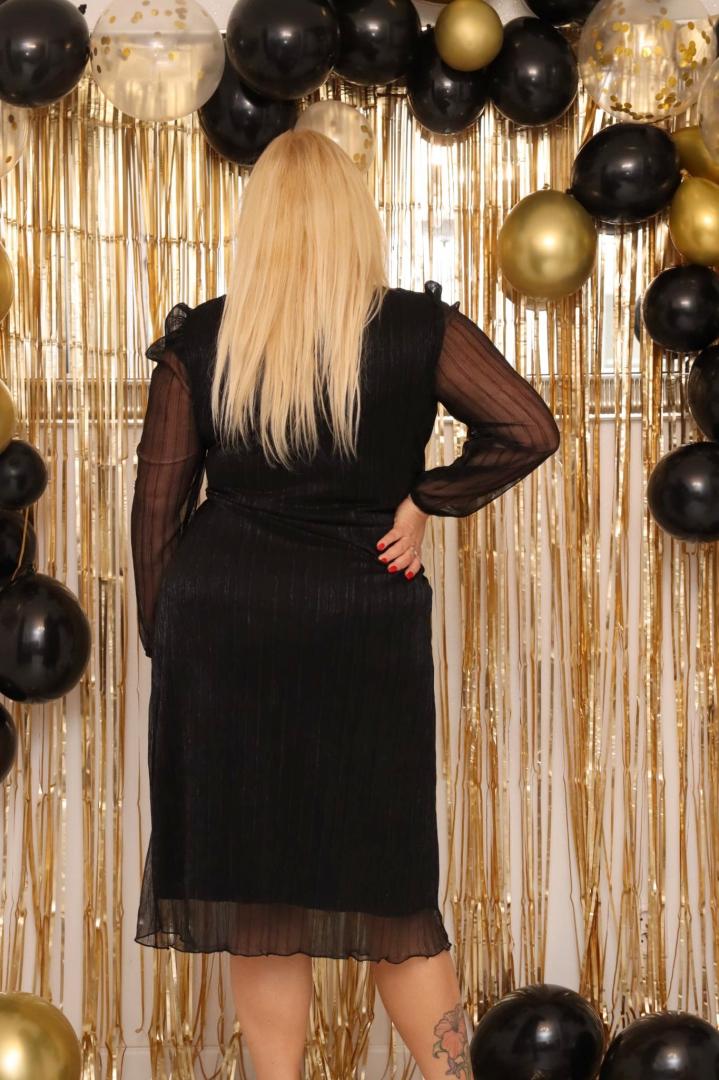 Sukienka Bonita tiulowa z lekkim połyskiem midi wiązana w pasie czarna - obrazek 5