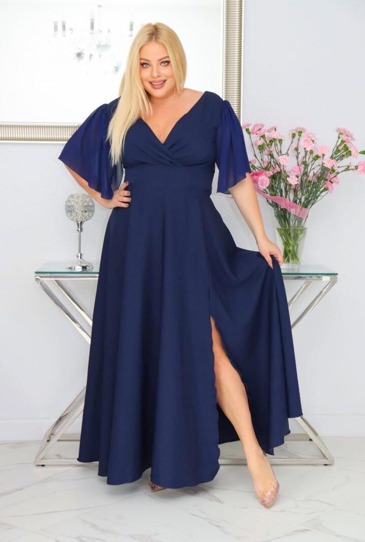 Malwa – odkryj sukienkę z lekkością szyfonowych rękawów. GRANATOWA