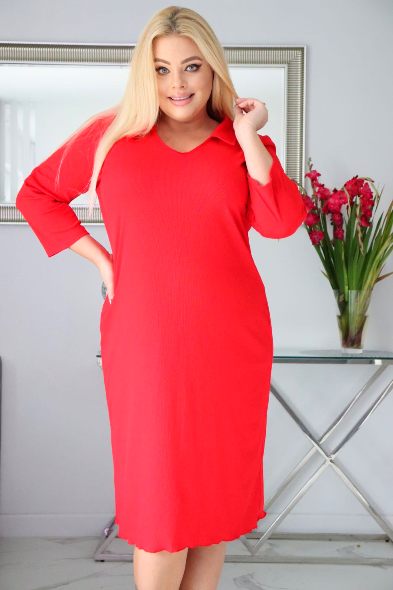 Sukienka Galina dzianina z kołnierzykiem czerwona