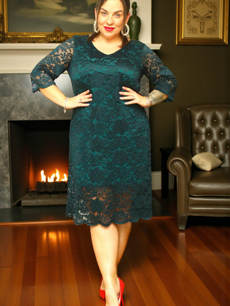 Sukienka Manola trapezowa koronkowa butelkowa zieleń